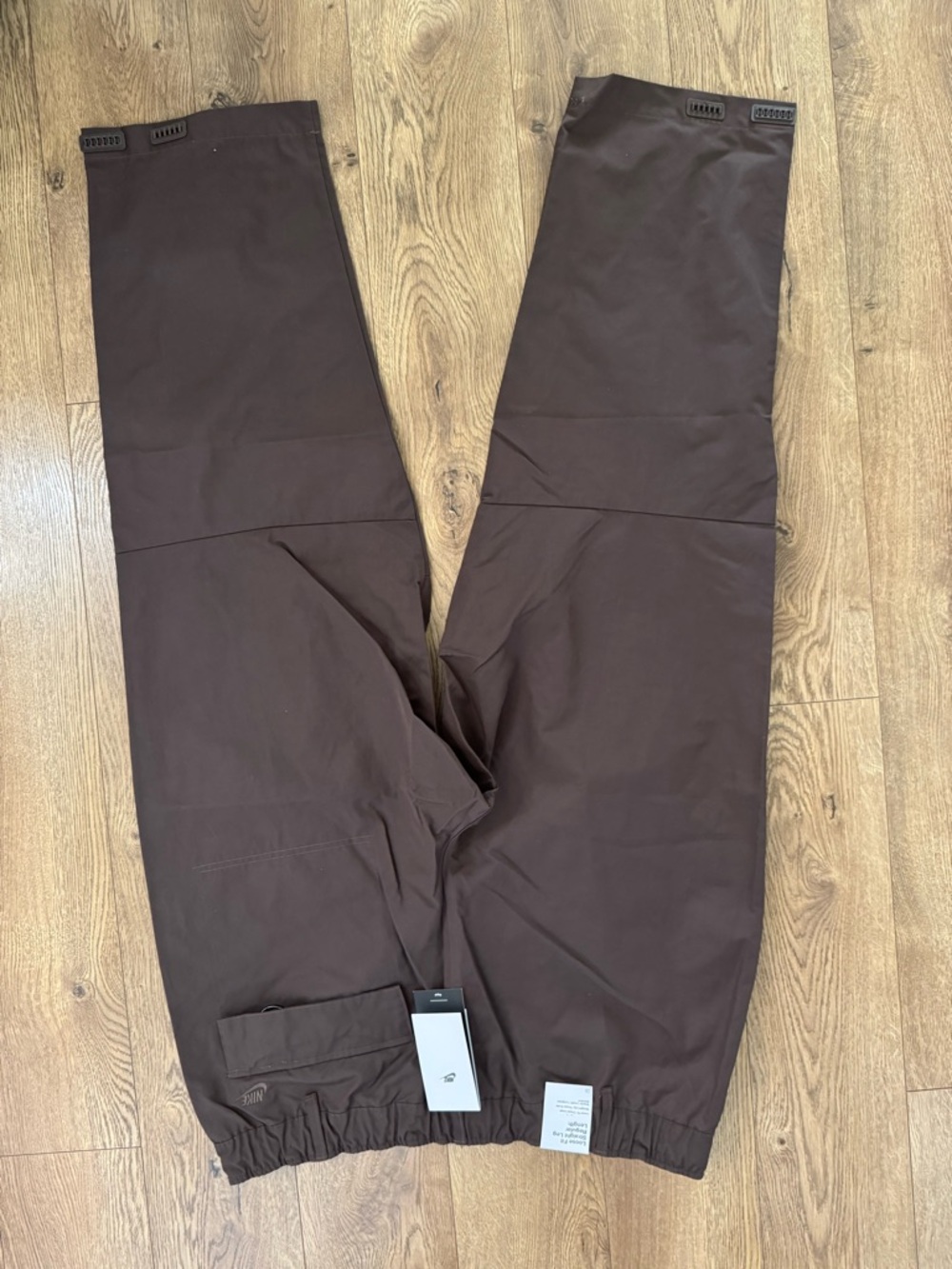 Nike Men’s Woven Baroque Brown Pants Men’s Size XL NWT - Picture 2 of 4